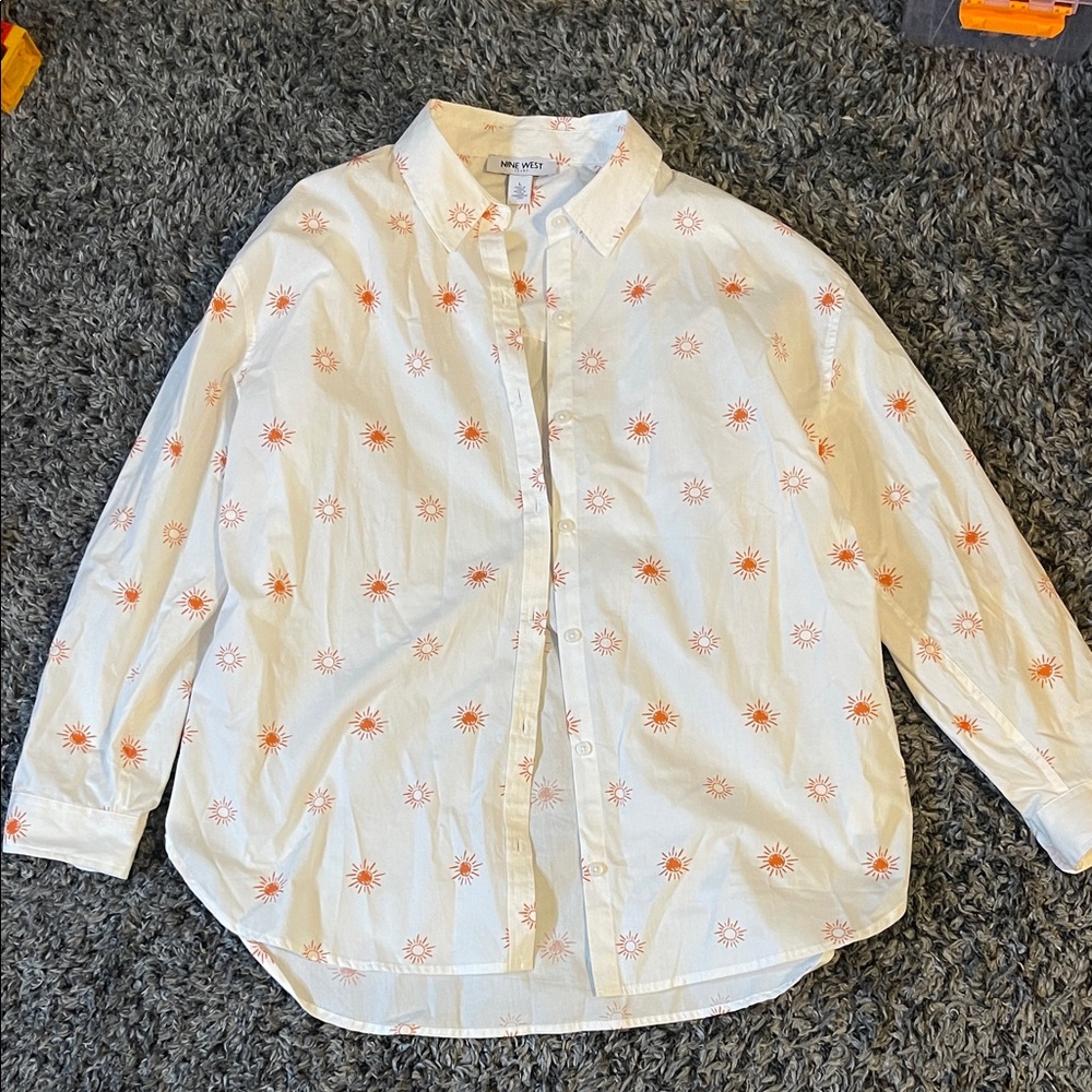 Nine West White and Orange Patterned Button Down Shirt